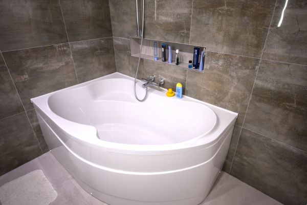 Large Bathtub Installation in Taylorsville